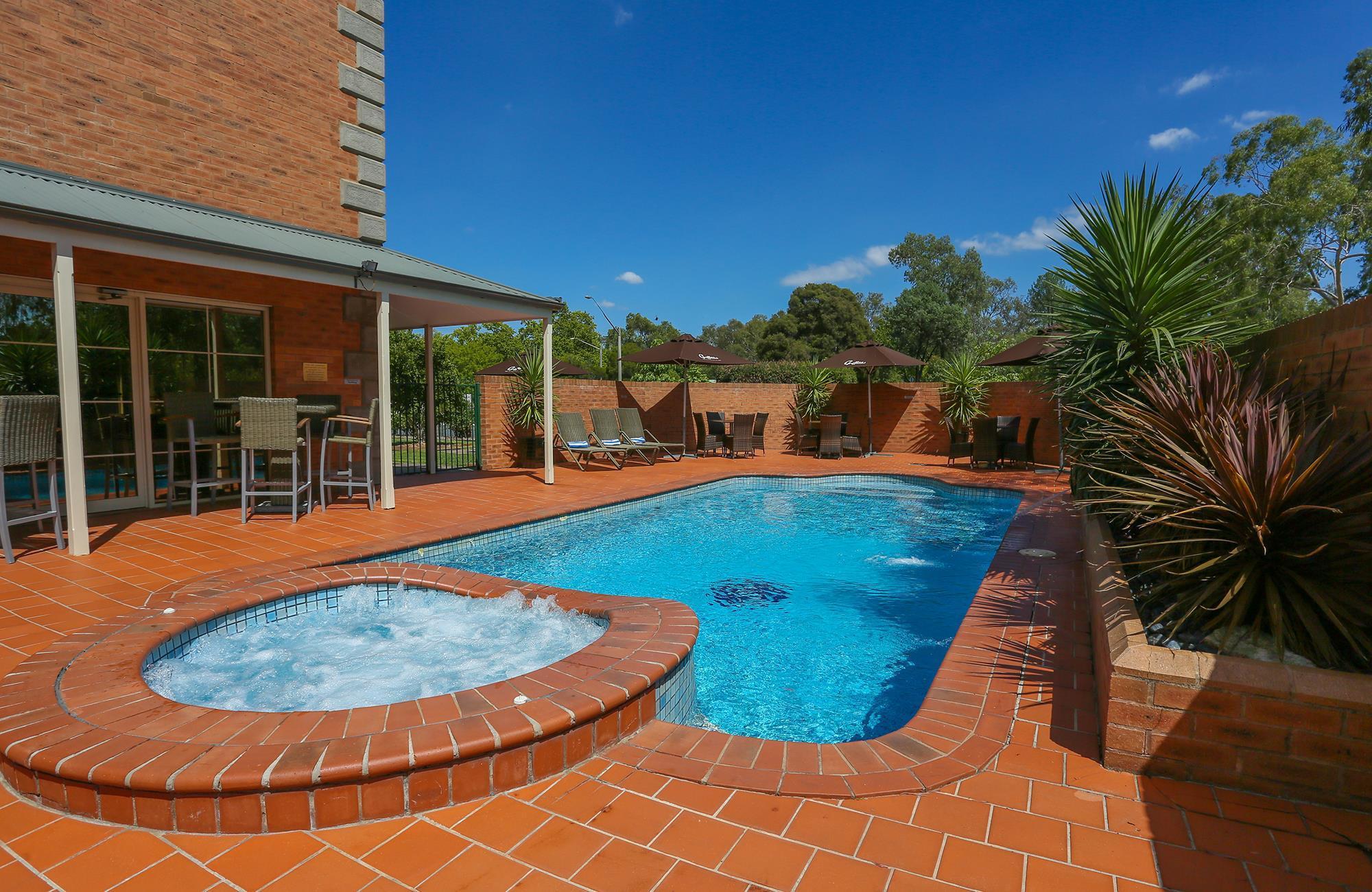 Best Western Plus Hovell Tree Inn Албъри Екстериор снимка