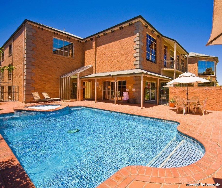 Best Western Plus Hovell Tree Inn Албъри Екстериор снимка