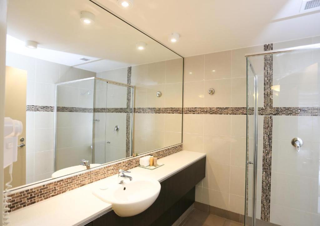Best Western Plus Hovell Tree Inn Албъри Екстериор снимка