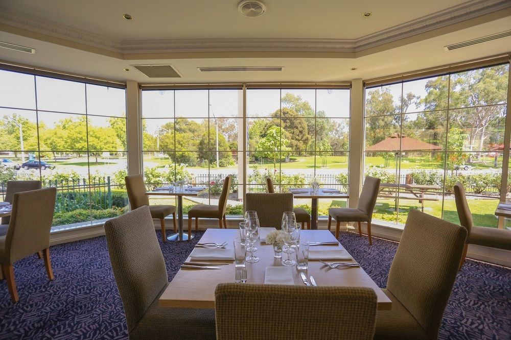 Best Western Plus Hovell Tree Inn Албъри Екстериор снимка